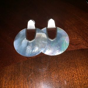 Kendra Scott white pearl earrings